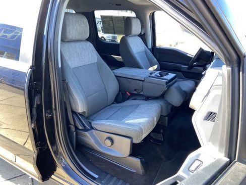 Used 2023 Ford F150 XLT image 19