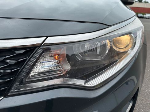 Used 2016 Kia Optima LX FWD image 29