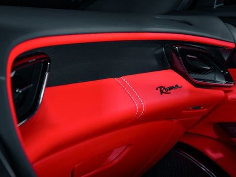 Used 2021 Ferrari Roma image 18