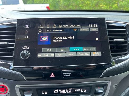 Used 2021 Honda Pilot Special Edition image 38