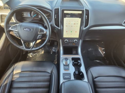 Used 2024 Ford Edge SEL image 25