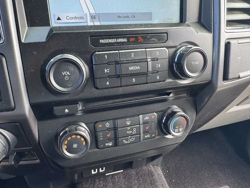 Used 2017 Ford F150 XLT w/ Equipment Group 302A Luxury AWD/4WD image 30