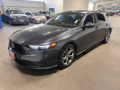 Used 2023 Honda Accord EX image 7