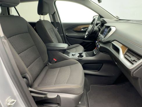 Used 2020 GMC Terrain SLE w/ Driver Convenience Package image 28