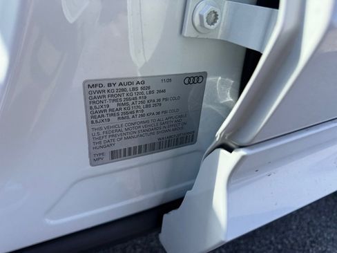 New 2026 Audi Q3 quattro 2.0T image 35