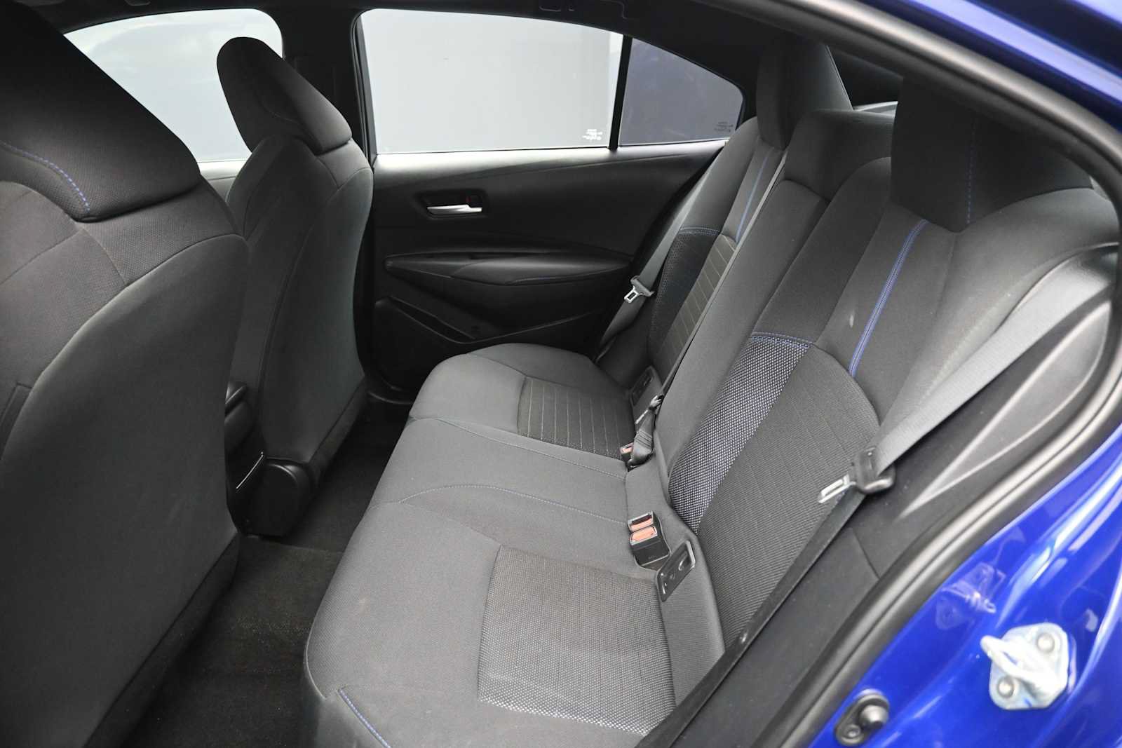 Used 2022 Toyota Corolla SE w/ SE Premium Package FWD image 20