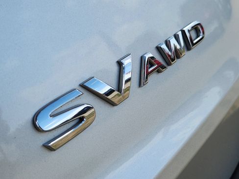 Used 2023 Nissan Rogue SV AWD/4WD image 14
