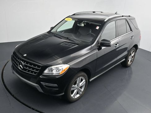Used 2015 Mercedes-Benz ML 350 4MATIC image 22