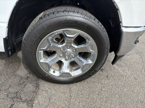 Used 2022 RAM 1500 Big Horn AWD/4WD image 33