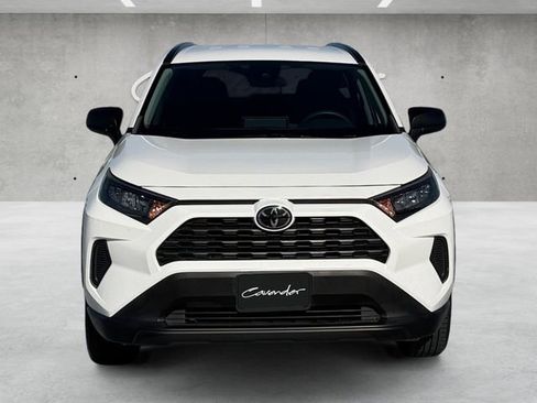 Used 2019 Toyota RAV4 LE image 15