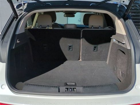 Used 2020 Lincoln Corsair Standard w/ Equipment Group 101A image 11