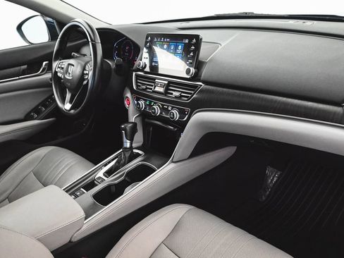 Used 2020 Honda Accord EX-L image 32
