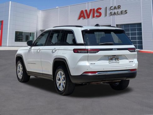 Used 2023 Jeep Grand Cherokee Limited AWD/4WD image 9