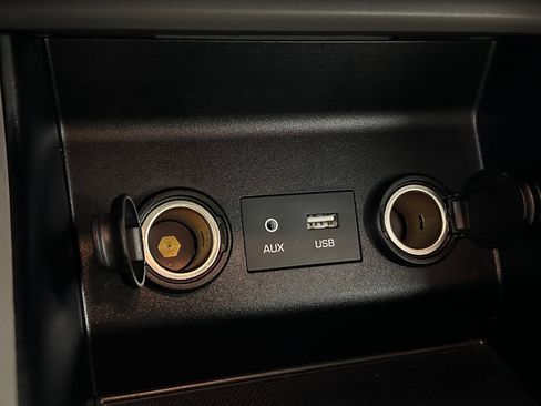 Used 2020 Hyundai Elantra SE FWD image 32