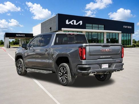 Used 2021 GMC Sierra 1500 AT4 w/ AT4 Premium Package AWD/4WD image 7