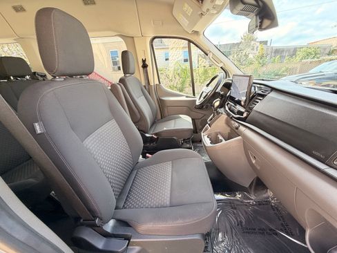 Used 2023 Ford Transit 350 XLT RWD image 25