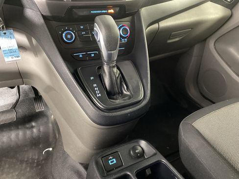 Used 2023 Ford Transit Connect XL image 31