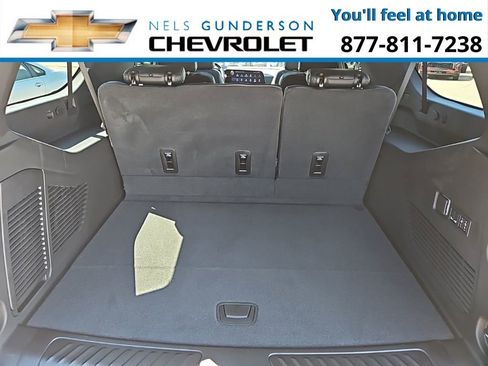New 2025 Chevrolet Suburban LT w/ Advanced Technology Package image 16