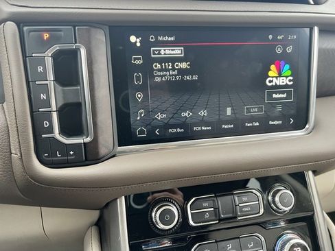 Used 2022 GMC Yukon Denali image 17