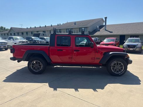 Used 2020 Jeep Gladiator Sport w/ Quick Order Package 24S AWD/4WD image 6