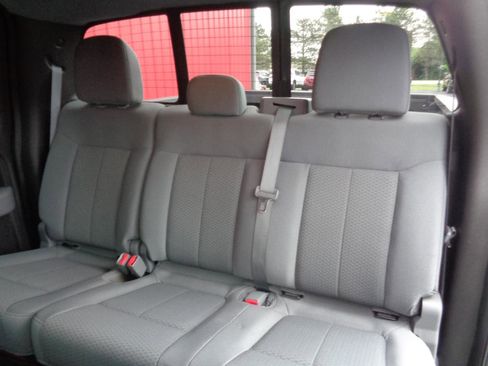 Used 2013 Ford F150 XLT w/ Luxury Equipment Group AWD/4WD image 8
