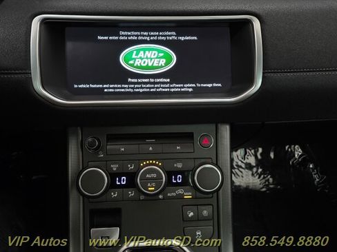 Used 2018 Land Rover Range Rover Evoque SE Premium AWD/4WD image 21