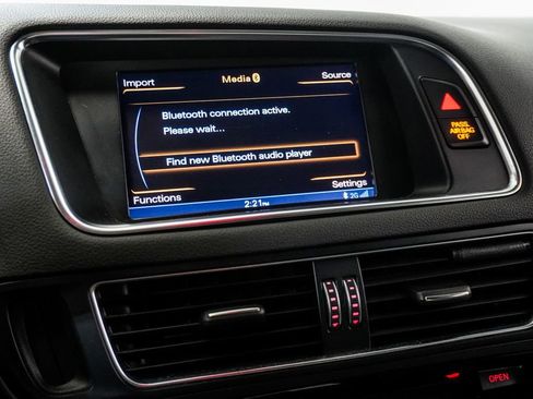 Used 2013 Audi Q5 2.0T Premium Plus AWD/4WD image 24