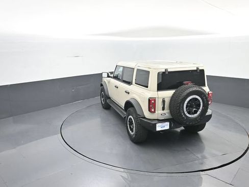 New 2026 Ford Bronco Outer Banks w/ Sasquatch Package AWD/4WD image 28
