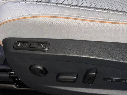 New 2025 Volkswagen ID. Buzz Pro S Plus image 31