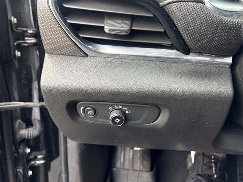 Used 2023 Chevrolet Traverse Premier w/ LPO, Floor Liner Package FWD image 17