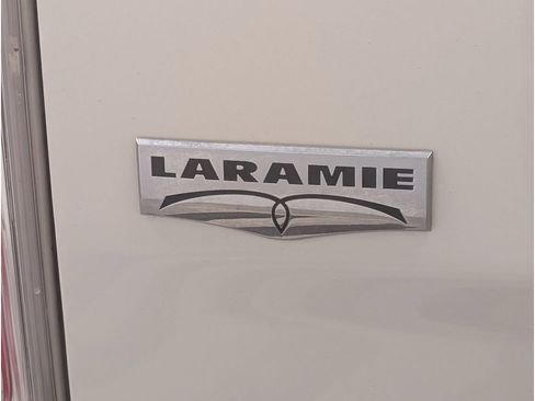 Used 2018 RAM 2500 Laramie w/ Convenience Group image 5