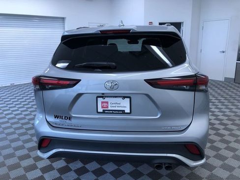 Certified 2025 Toyota Highlander XSE AWD/4WD image 13