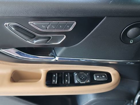 Used 2020 Lincoln Corsair Reserve AWD/4WD image 14