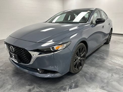 Certified 2025 MAZDA MAZDA3 s AWD/4WD image 1