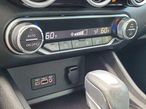 Used 2023 Nissan Sentra SR w/ Electronics Package FWD image 26