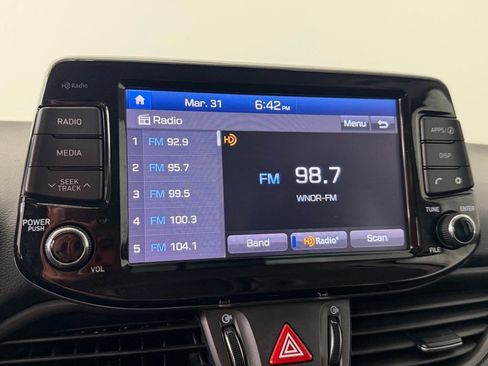 Used 2020 Hyundai Elantra GT image 20