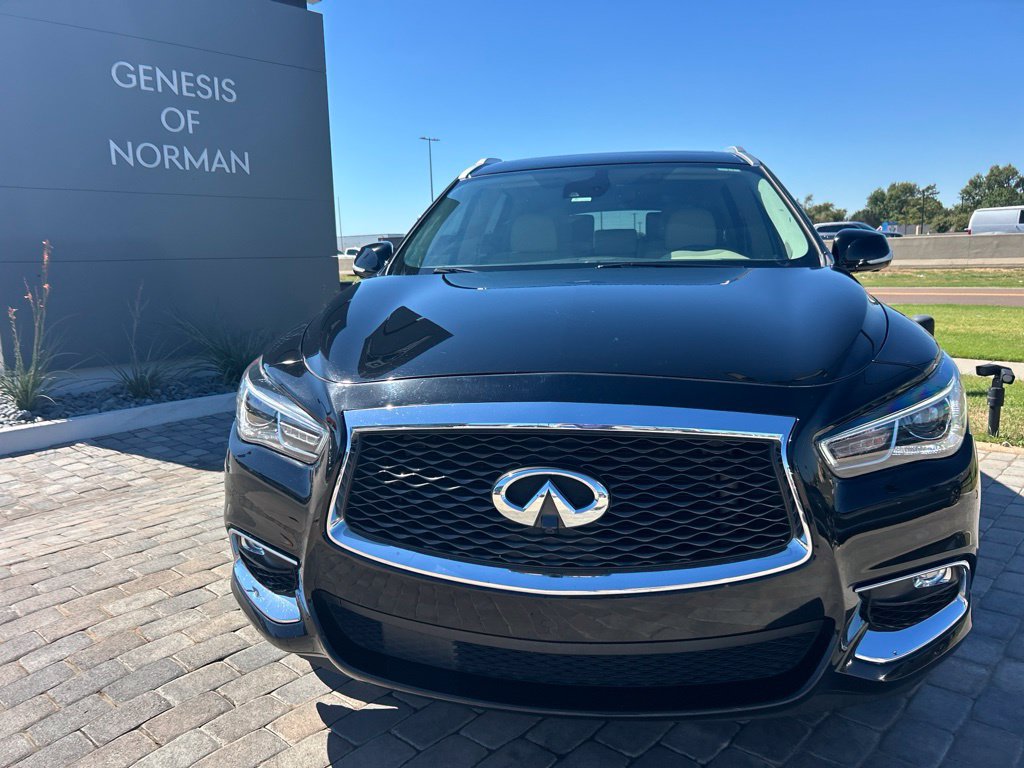 Used 2019 INFINITI QX60 Luxe w/ Essential Package FWD image 9