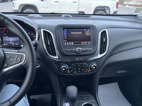 Used 2024 Chevrolet Equinox LT image 24