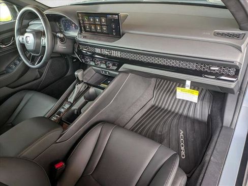 Used 2025 Honda Accord Sport image 22