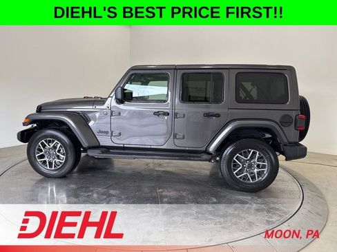 New 2026 Jeep Wrangler Unlimited Sahara AWD/4WD image 4