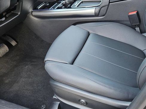 New 2025 Mercedes-Benz GLA 250 image 4