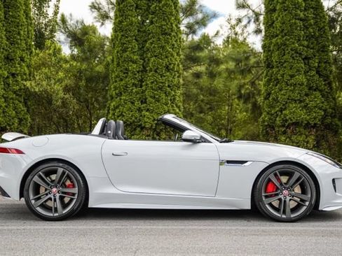Used 2017 Jaguar F-TYPE S RWD image 12