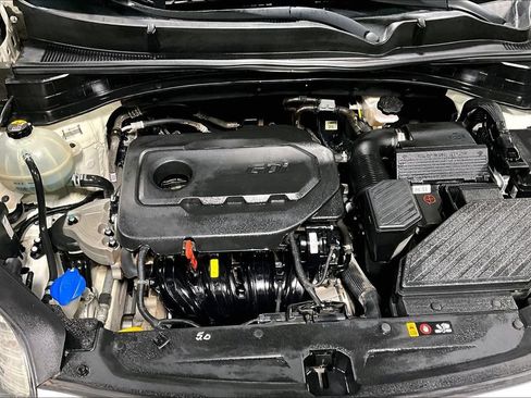Used 2018 Kia Sportage LX FWD image 11