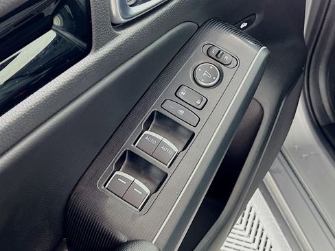 Used 2025 Honda Civic FWD Hybrid Sedan image 19