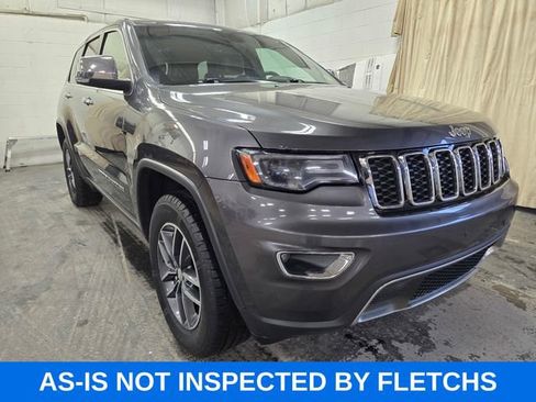 Used 2017 Jeep Grand Cherokee Limited w/ Luxury Group II image 3
