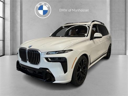 Certified 2024 BMW X7 xDrive40i w/ M Sport Package image 1