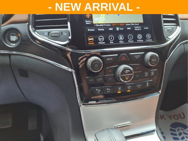 Used 2020 Jeep Grand Cherokee Summit w/ Skid Plate Group AWD/4WD image 22