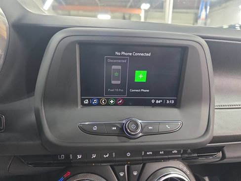 Used 2021 Chevrolet Camaro LT RWD image 19