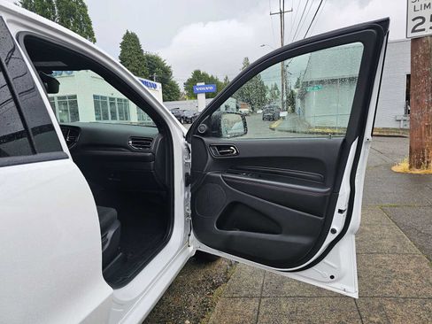 Used 2025 Dodge Durango GT AWD/4WD image 10
