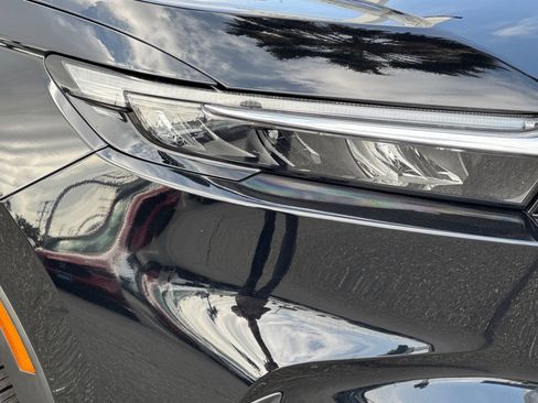 Used 2024 Honda CR-V EX image 10